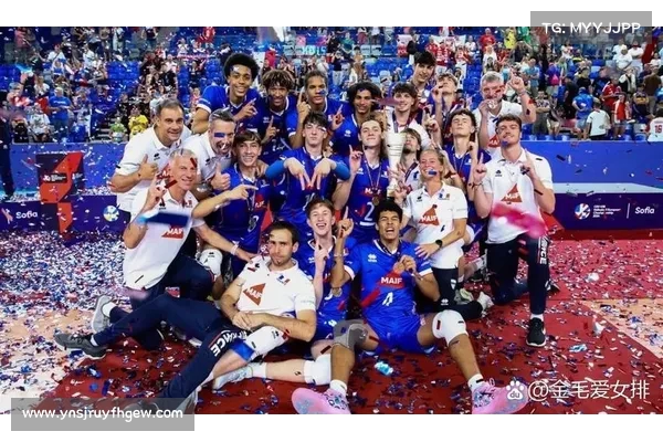 布冯之子路易斯为捷克U18攻入首球 助队4-1大胜法国U18 布冯之子路易斯为捷克U18攻入首球 助队4-1大胜法国U18